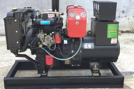 柴油發(fā)電機(jī)組新舊機(jī)油能一起用嗎？